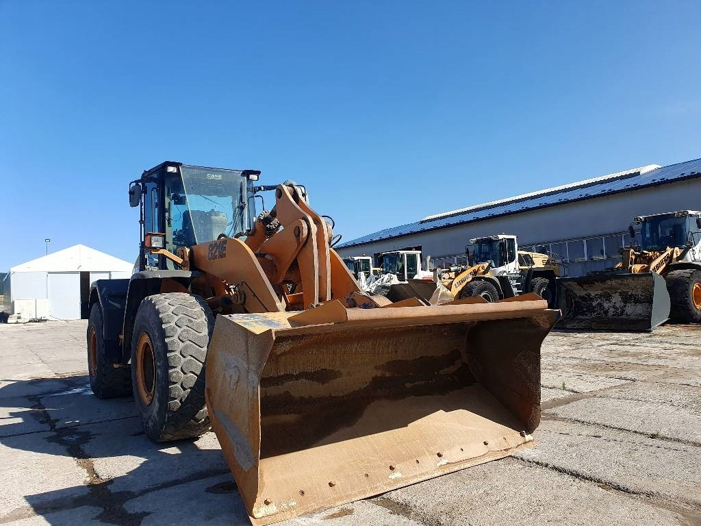 Wiellader Case 821 E