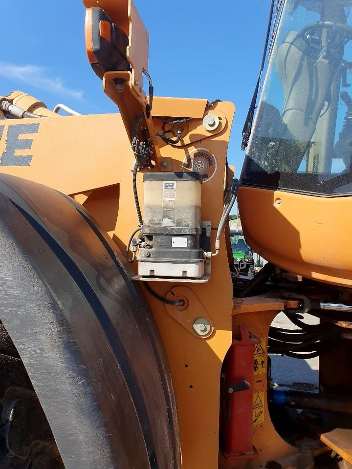 Wiellader Case 821 E