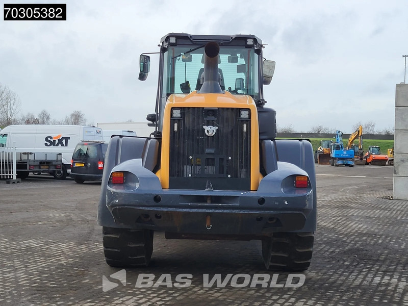 Wiellader Case 821 G