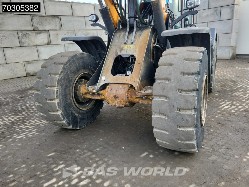 Wiellader Case 821 G