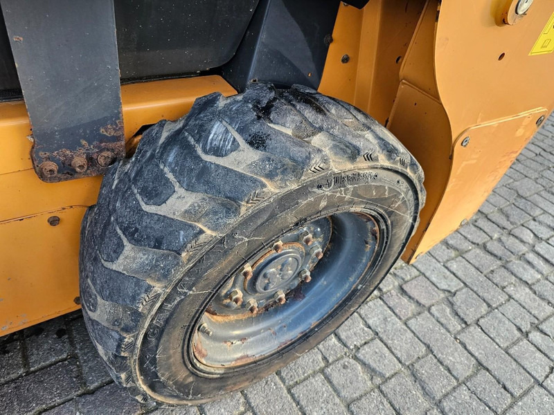 Wiellader Case SR160