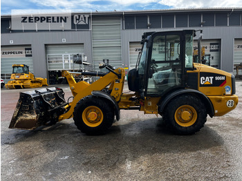 Wiellader Cat 906M