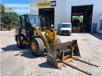 Wiellader Cat 906M