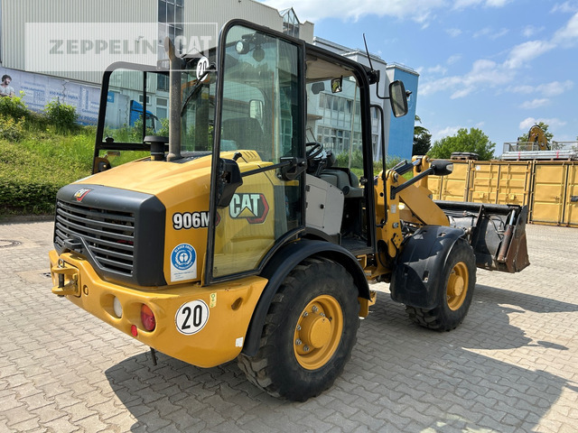 Wiellader Cat 906M