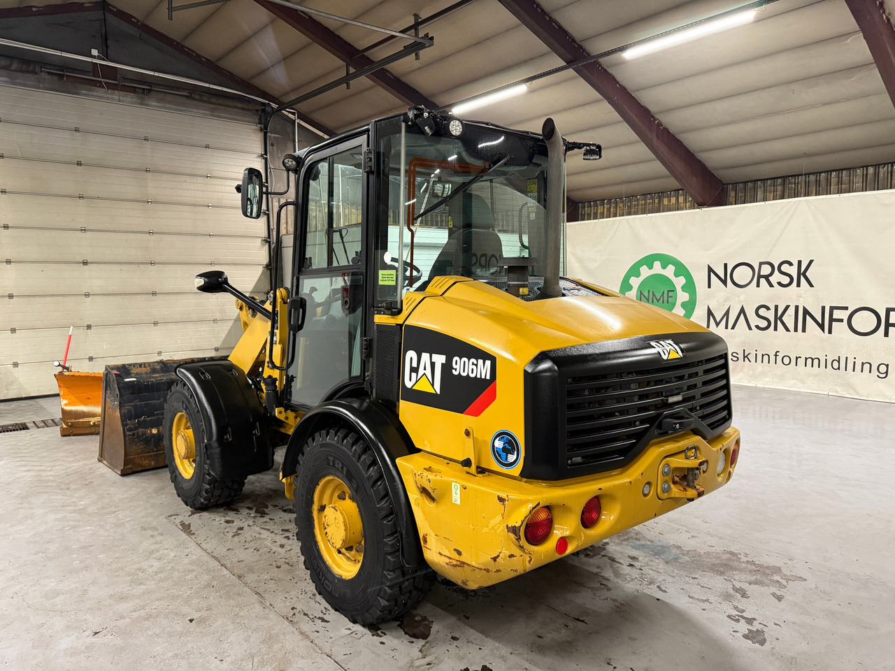 Wiellader Cat 906M High Flow, 40 km/t med skuff og plog # TIL LEIE#