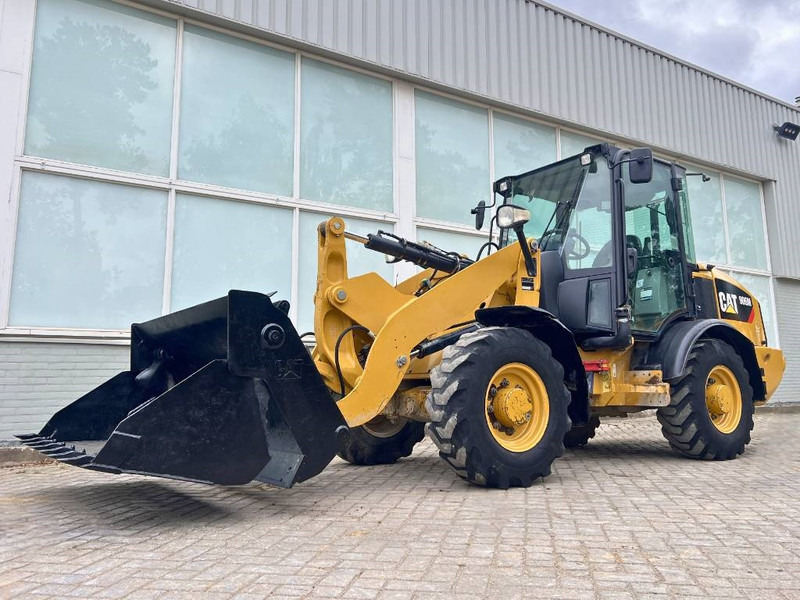 Wiellader Cat 906 M 2016