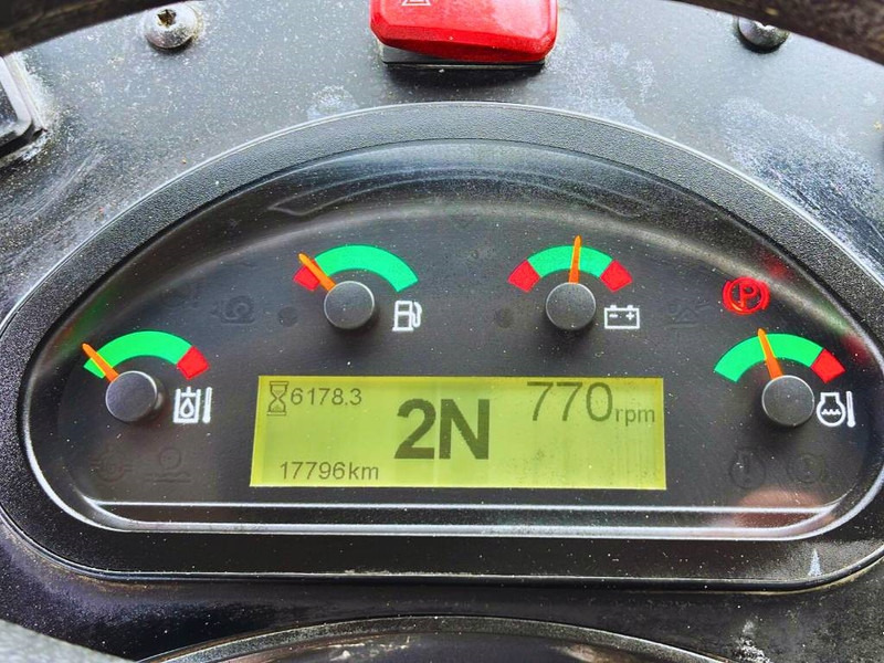 Wiellader Cat 906 M     2016