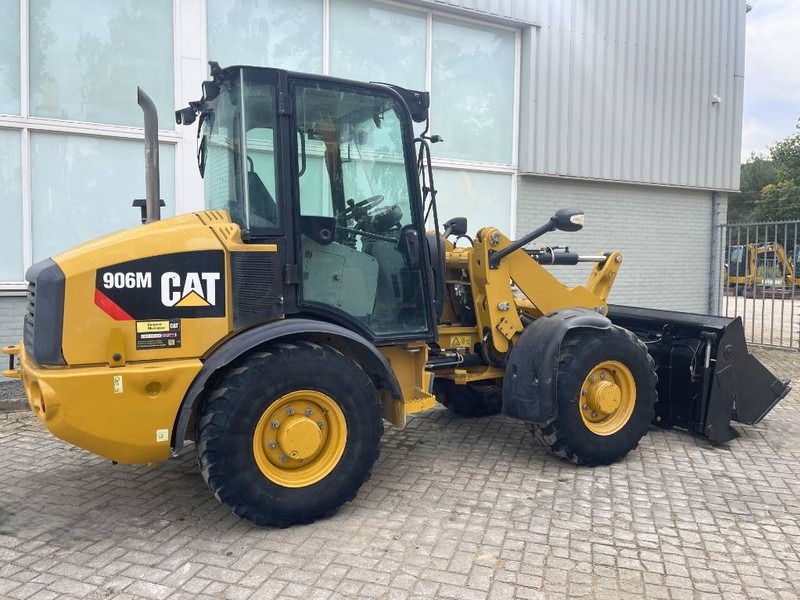 Wiellader Cat 906 M    2018