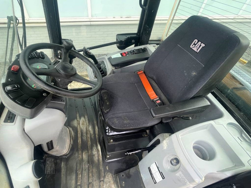 Wiellader Cat 906 M    2018