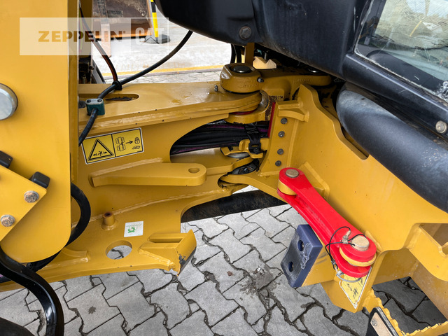 Wiellader Cat 908M