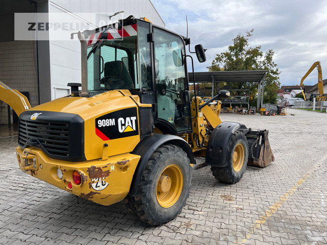 Wiellader Cat 908M