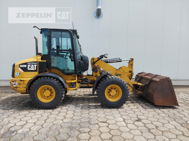 Wiellader Cat 908M