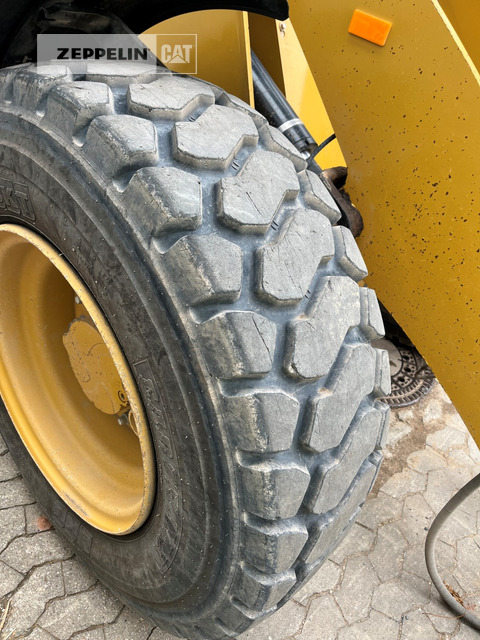 Wiellader Cat 910-14A