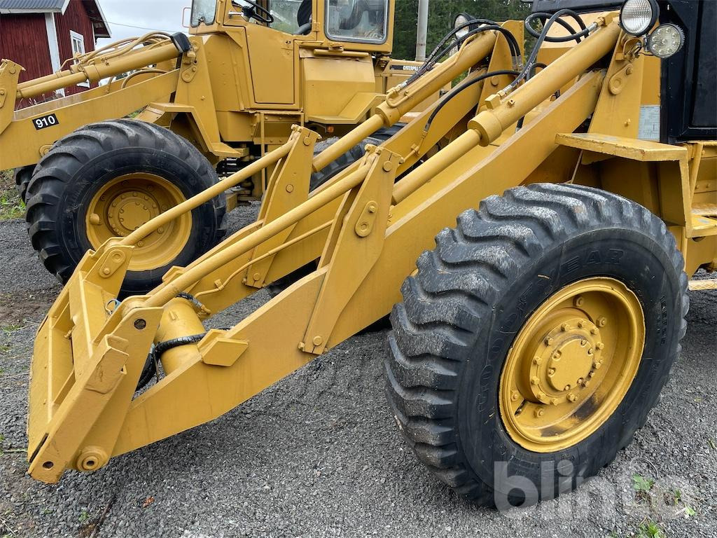 Wiellader Cat 910 Reparationsobjekt