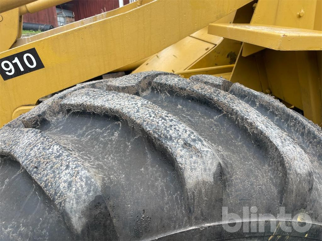 Wiellader Cat 910 Reparationsobjekt