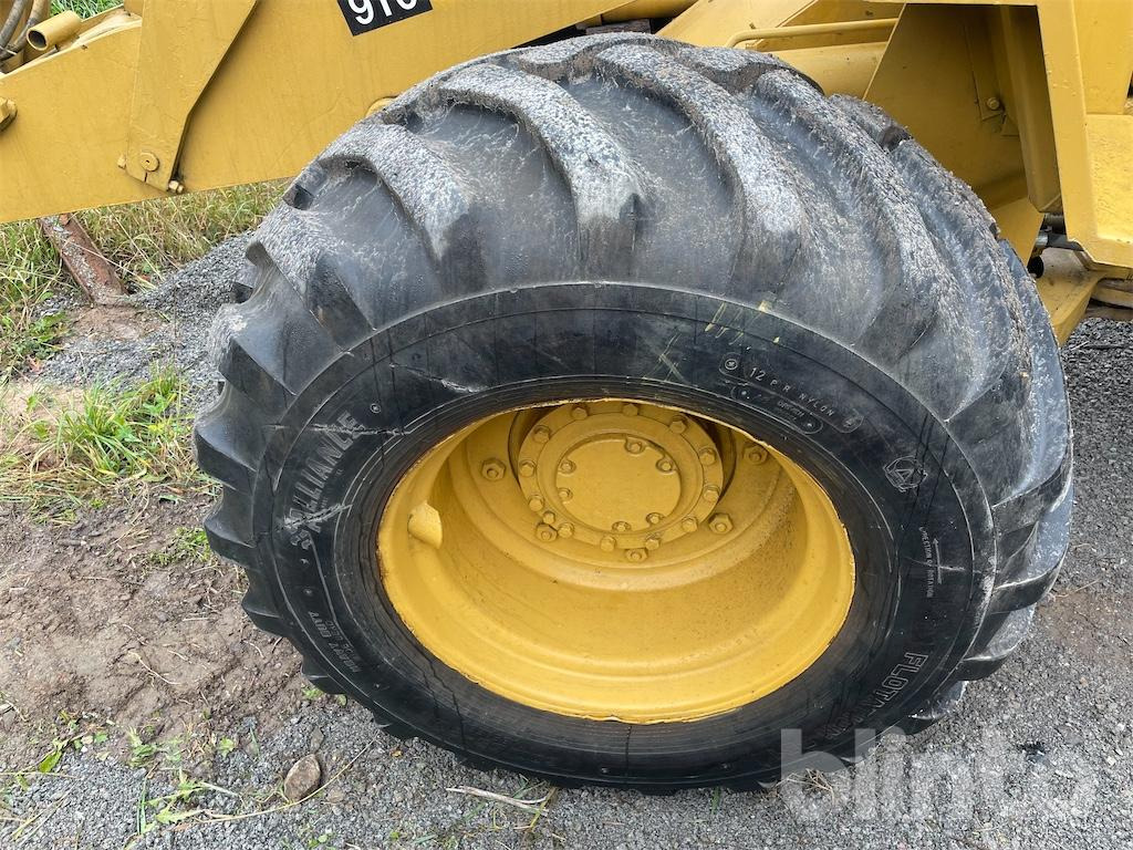 Wiellader Cat 910 Reparationsobjekt