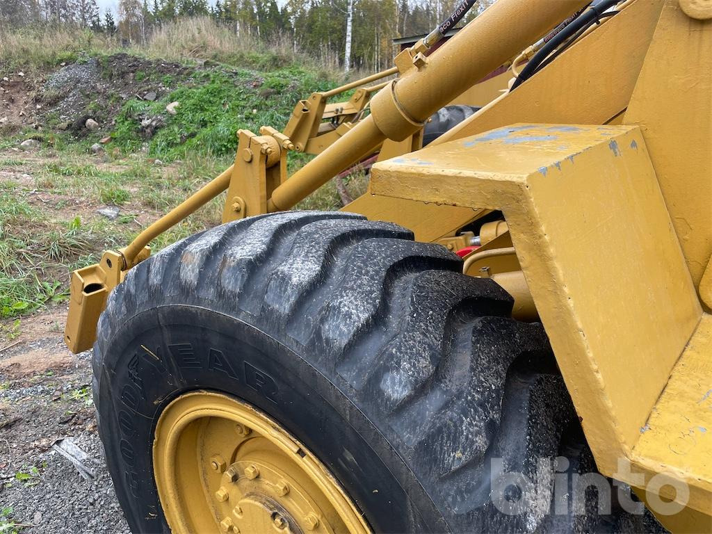 Wiellader Cat 910 Reparationsobjekt