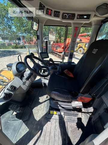 Wiellader Cat 926M