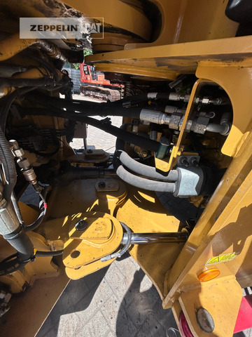 Wiellader Cat 926M