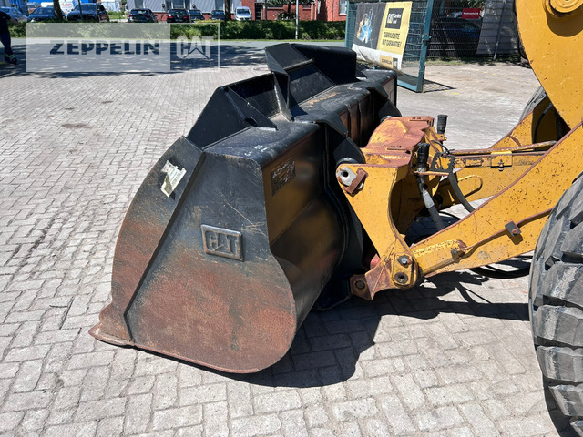 Wiellader Cat 926M