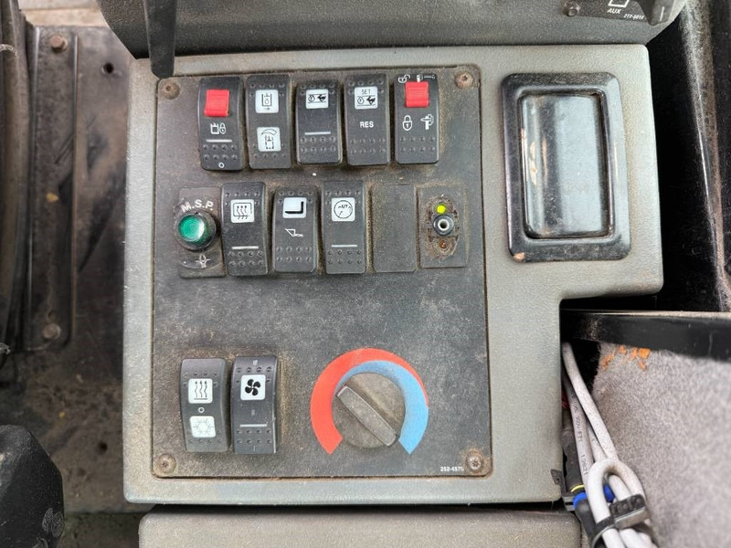 Wiellader Cat 930H - New Tires / High-tip Bucket / Auto Greasing