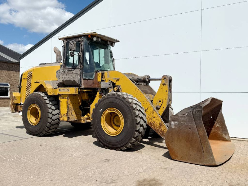 Wiellader Cat 950K - German Machine / New Michelin Tyres!