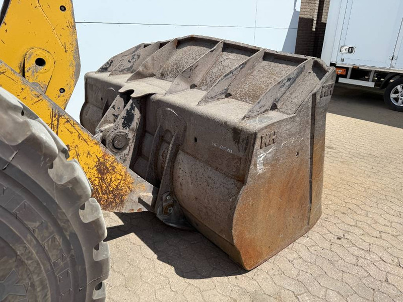 Wiellader Cat 950K - German Machine / New Michelin Tyres!