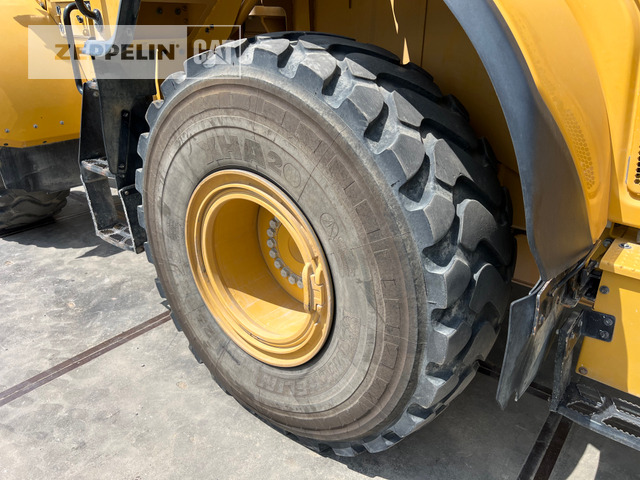 Wiellader Cat 962M