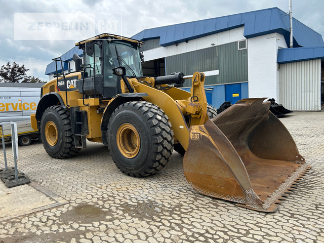 Wiellader Cat 966M