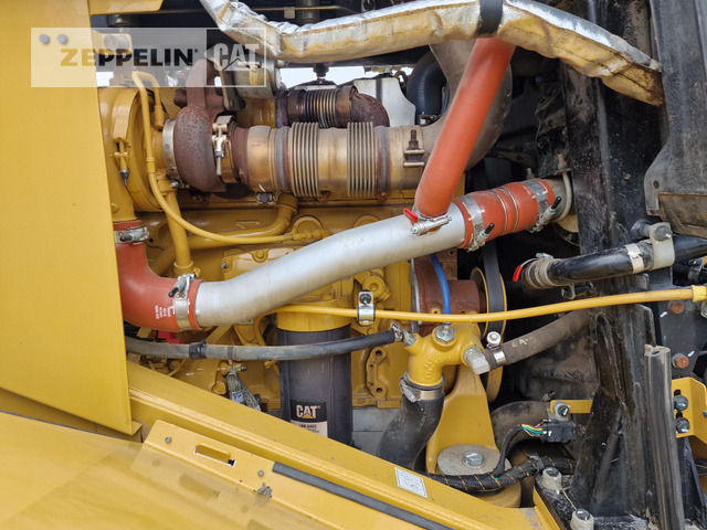 Wiellader Cat 966M