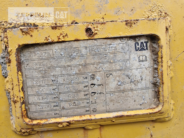 Wiellader Cat 966M