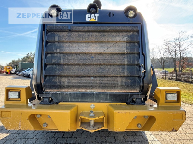 Wiellader Cat 966M