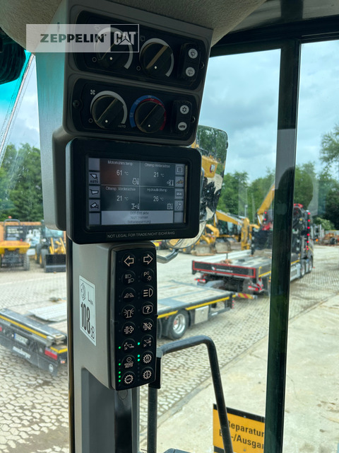 Wiellader Cat 966M