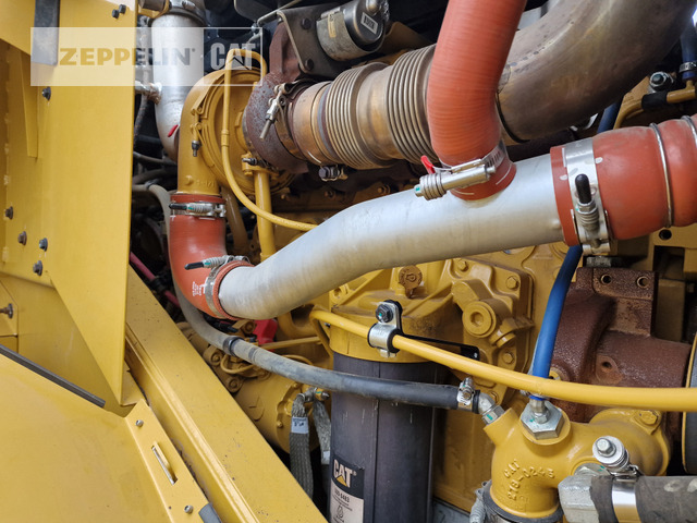 Wiellader Cat 966M