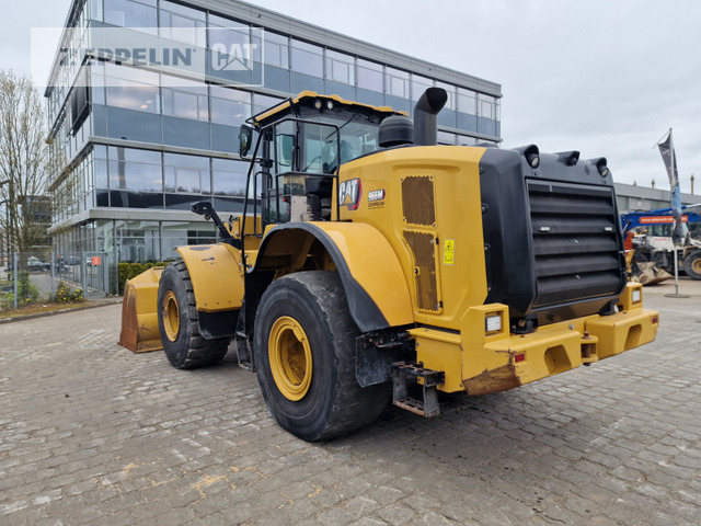 Wiellader Cat 966M