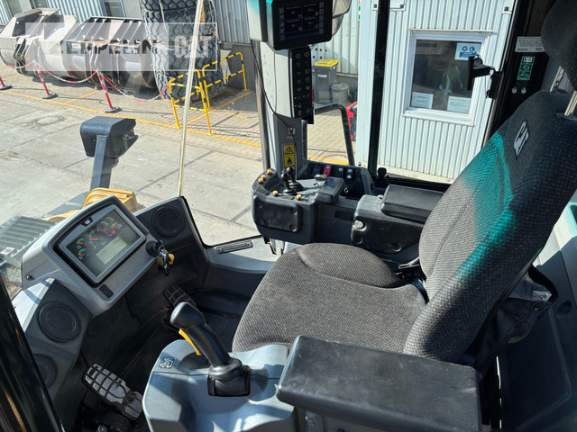 Wiellader Cat 966MXE