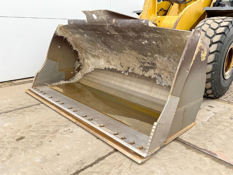 Wiellader Cat 966M - Dutch Machine / 3rd Function