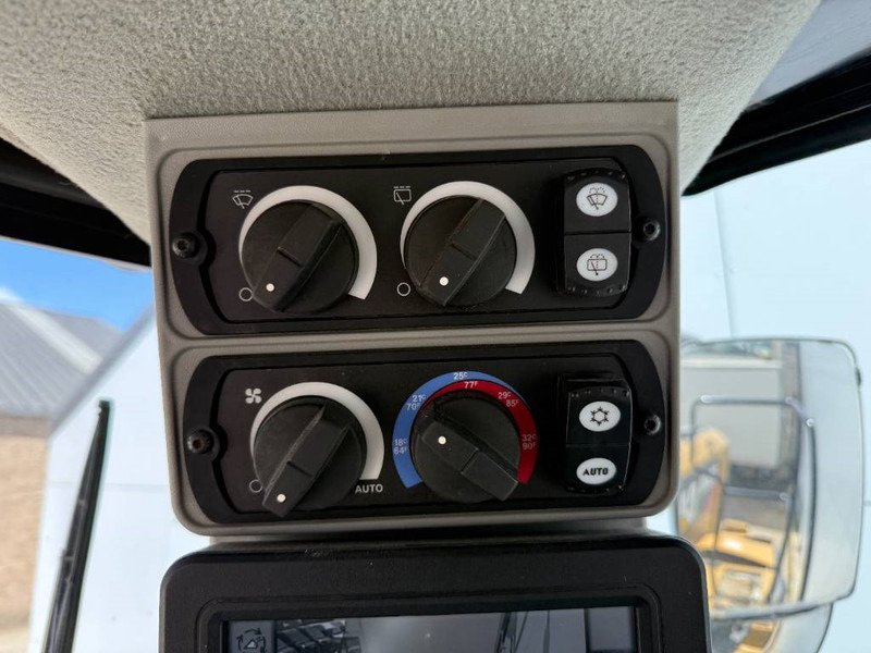 Wiellader Cat 966M - German Machine / 3rd Function