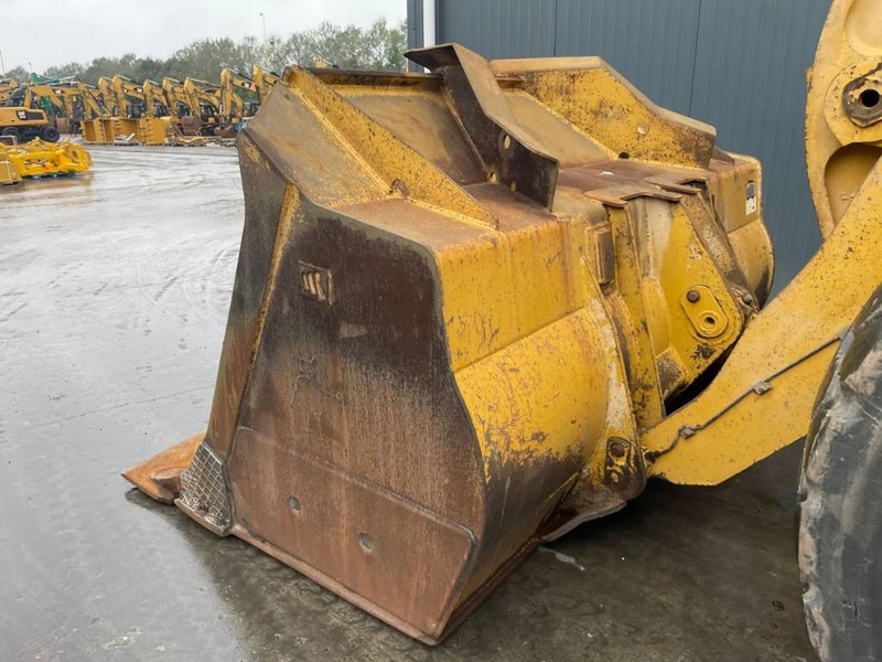 Wiellader Cat 966M XE