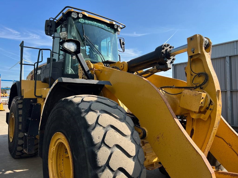 Wiellader Cat 972M