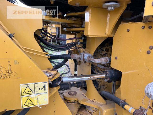 Wiellader Cat 972M