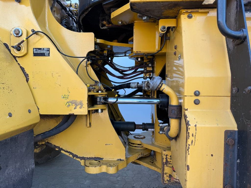 Wiellader Cat 972M - German Machine / Automatic Greasing