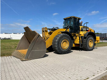 Wiellader Cat 982M