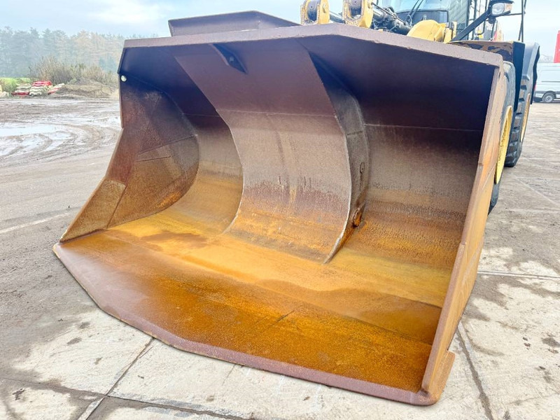 Wiellader Cat 982M - Weighing System / Central Greasing