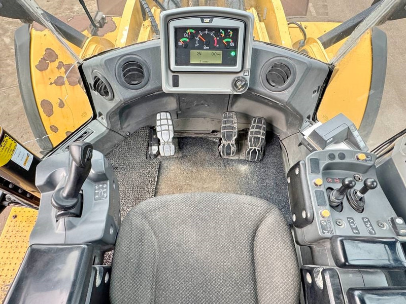 Wiellader Cat 982M - Weighing System / Central Greasing