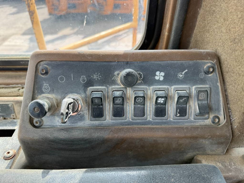 Wiellader Cat 988F - German Machine / Automatic Greasing