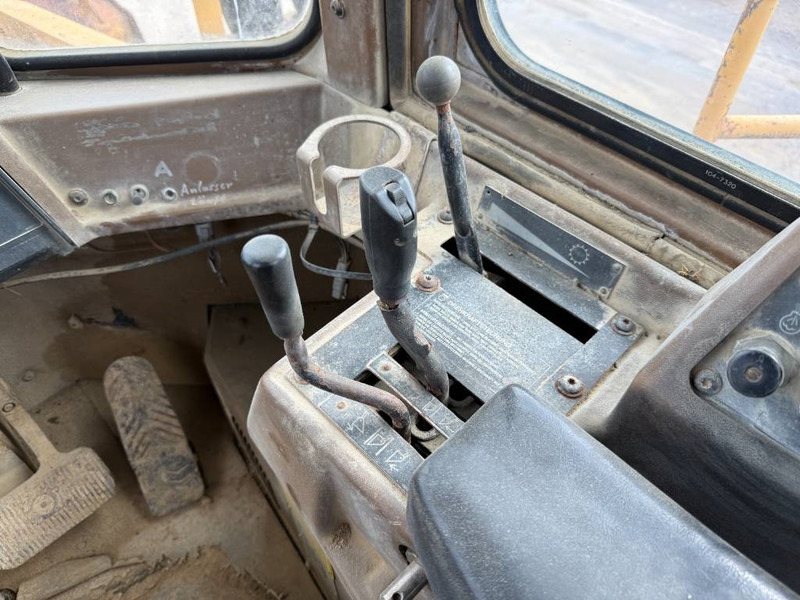 Wiellader Cat 988F - German Machine / Automatic Greasing