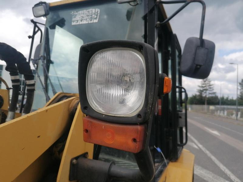 Wiellader Caterpillar 904B