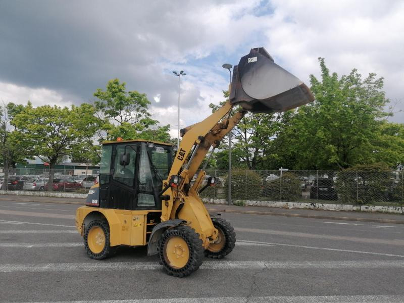 Wiellader Caterpillar 904B