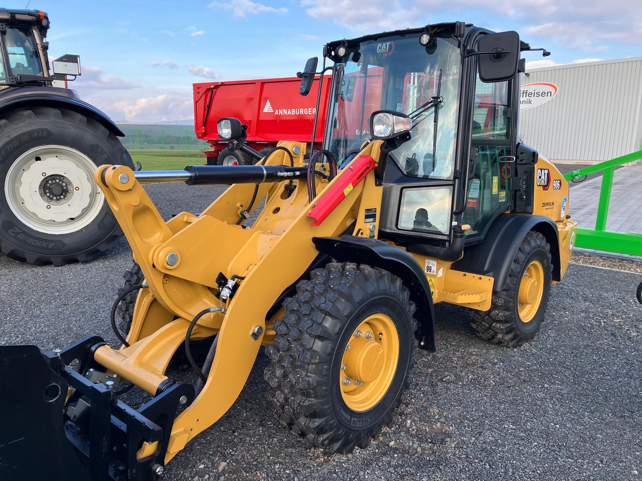 Wiellader Caterpillar 906